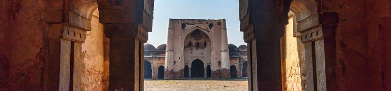 Hotels Golden Tulip in Gurgaon