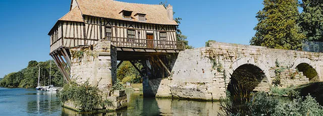 Hôtels Vernon Kyriad