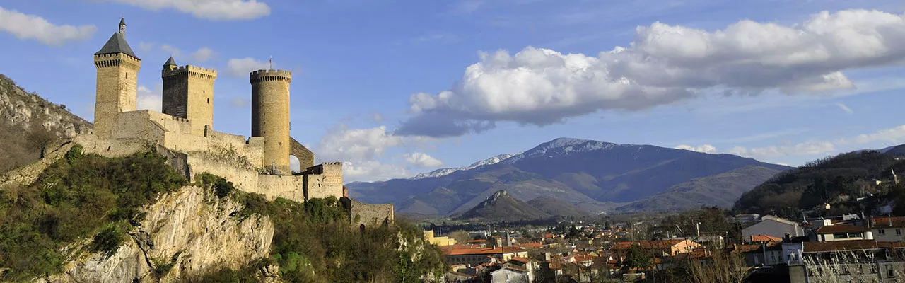 Hôtels Foix Campanile