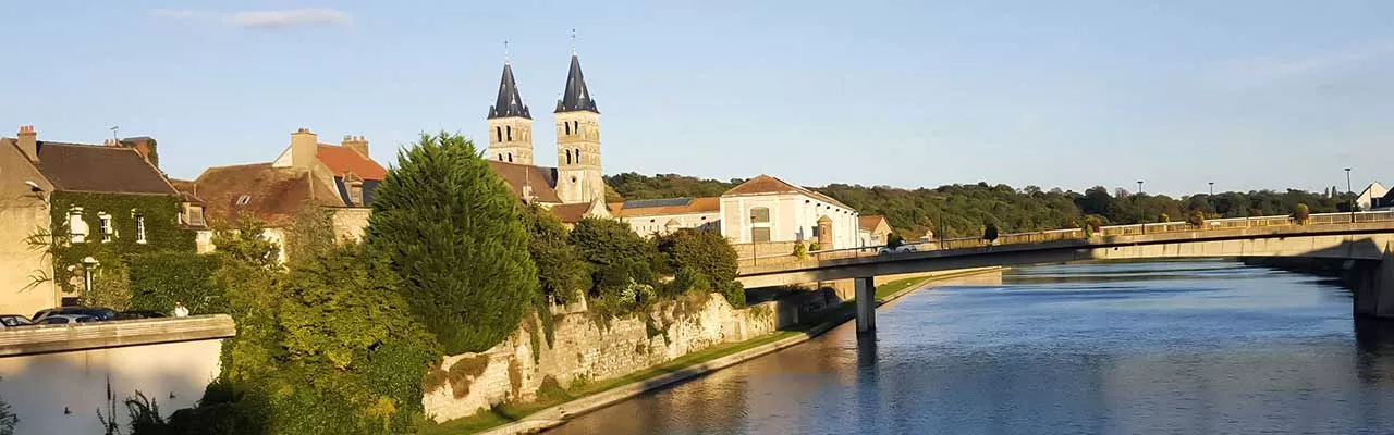 Hôtels Melun Campanile