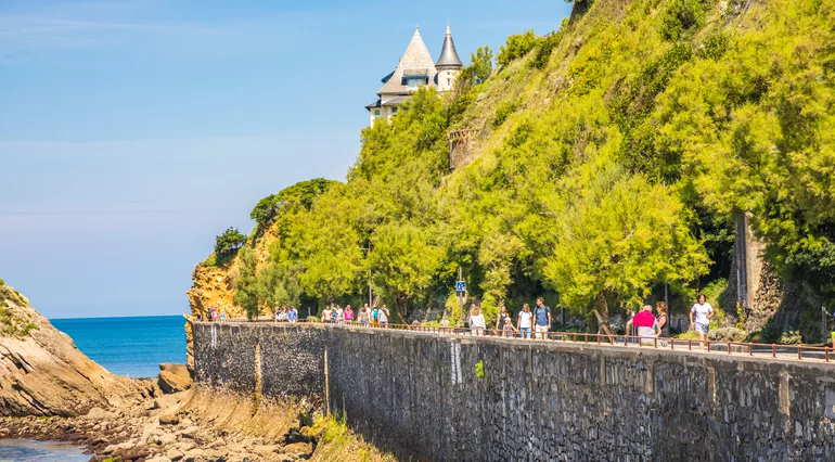 Randonnée sur le sentier du littoral à Biarritz : nos conseils