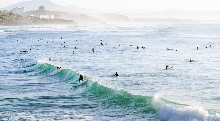 Les meilleurs spots de surf dans le Pays Basque