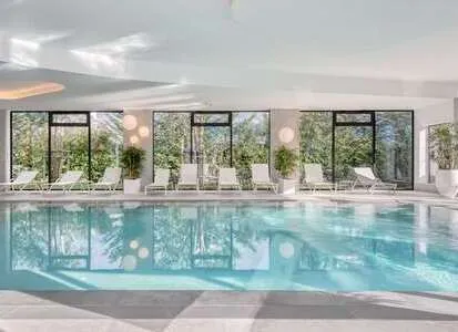 Golden Tulip Lyon